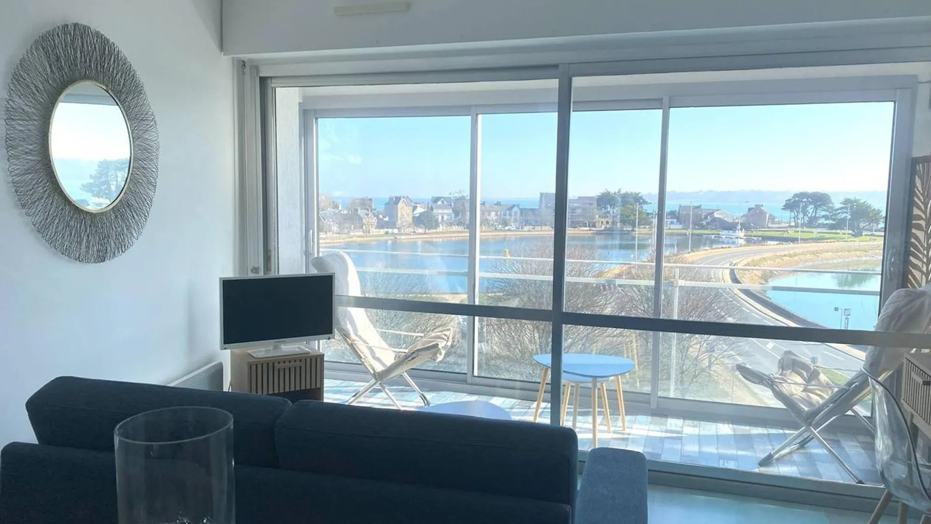 Bel Appartement Avec Wifi, Balcon Et Garage A Perros-Guirec - Fr-1-368-165